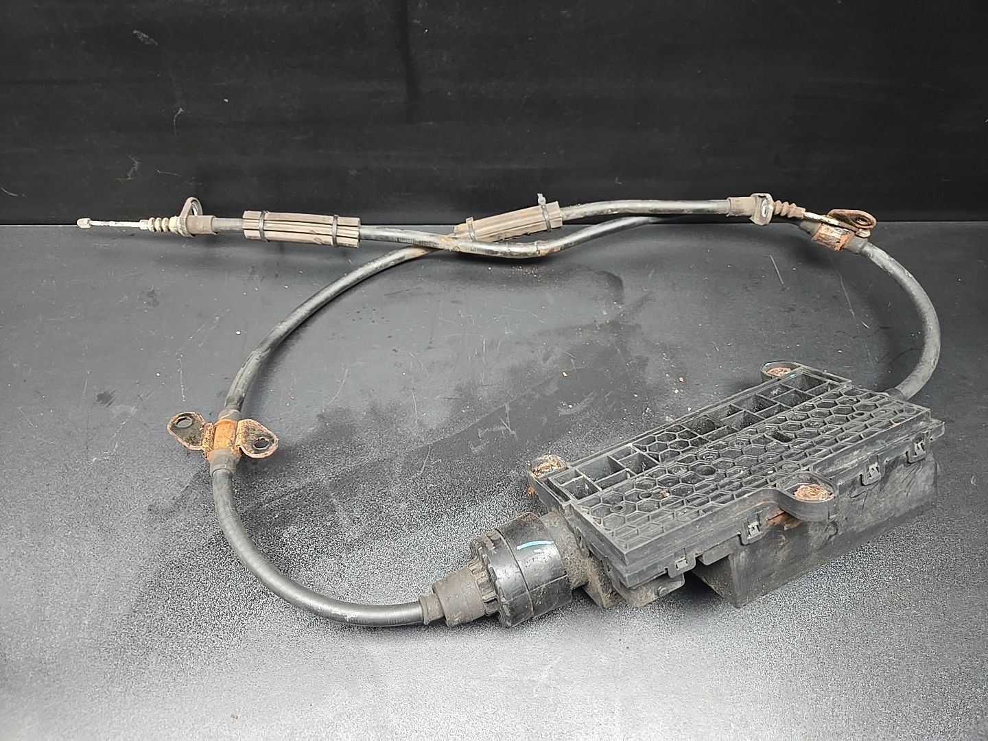 14-17 MASERATI GHIBLI QUATTROPORTE AWD PARKING BRAKE CONTROL ACTUATOR OEM
