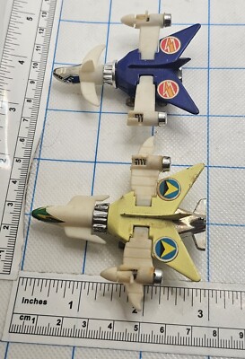 VTG HKD 2002 (Hong Kong) 3  SPACE GLIDER PLANE Diecast Toy RARE LOT OF 2 