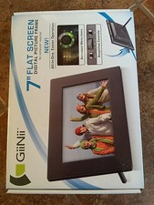 GiiNii GT-7AWP 7-Inch Flatscreen Digital Picture Frame Black