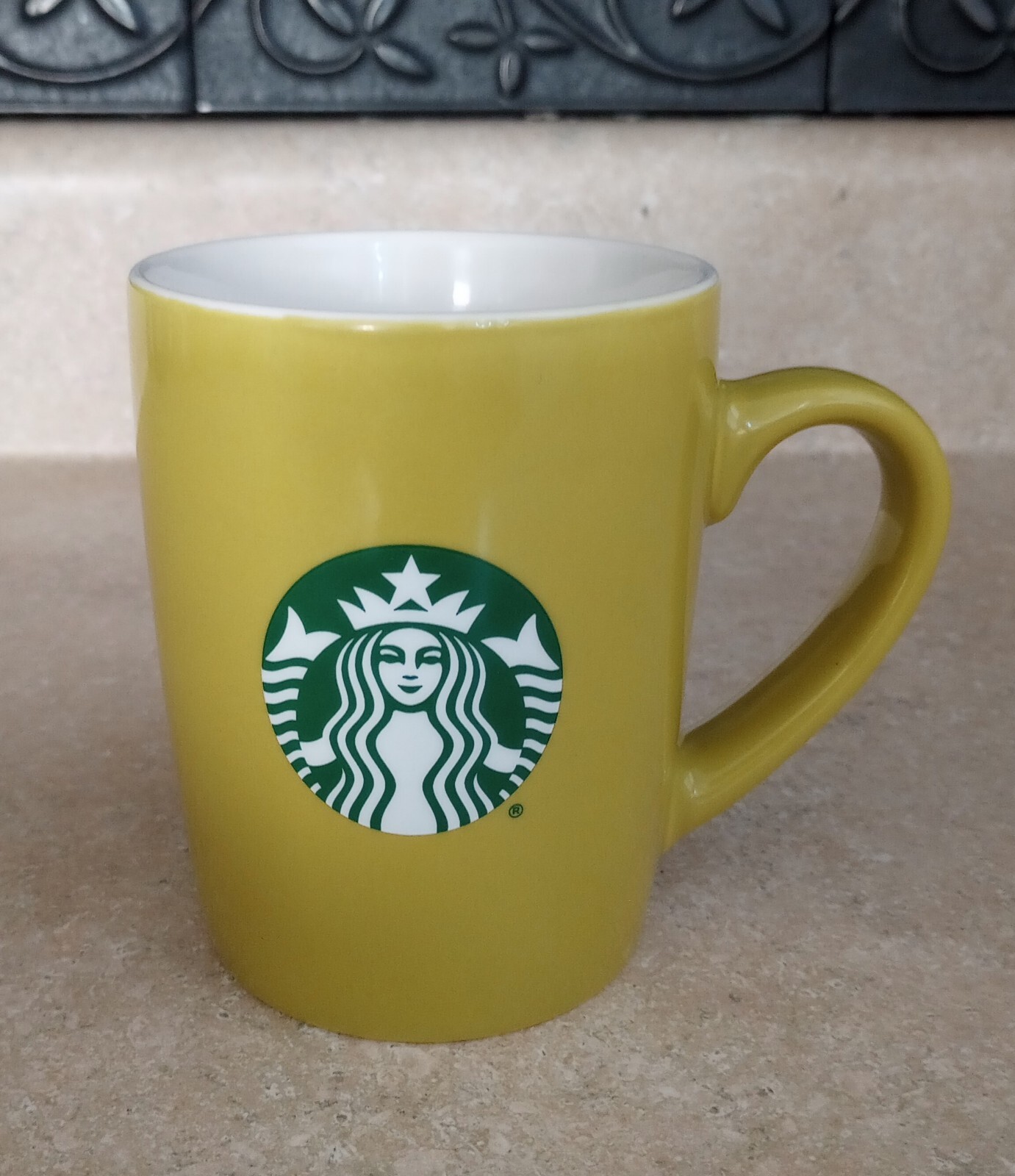 Starbucks Logo Yellow Green Ceramic Coffee Mug Tea Cup 10 oz