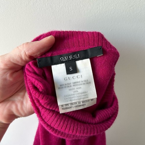 Gucci fuchsia short sleeve cashmere turtleneck SMALL (AS IS) - Picture 2 of 7