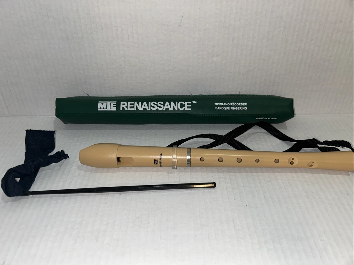 MIE Renaissance Soprano Recorder Baroque Fingering With Case Strap