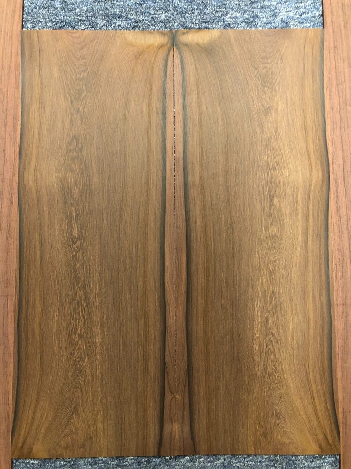 Juego trasero y lateral de palo de rosa de Madagascar OM / tamaño clásico, hermoso color. Foto 2 de 4