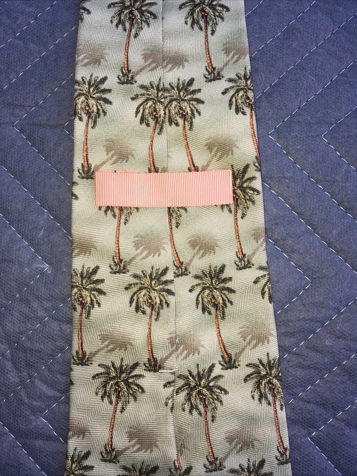 Tommy Bahama Corbata Cuello Para Hombre Seda Tropical 4" x 60" Palmeras Dorado Alta Gama Trabajo Foto 4 de 4