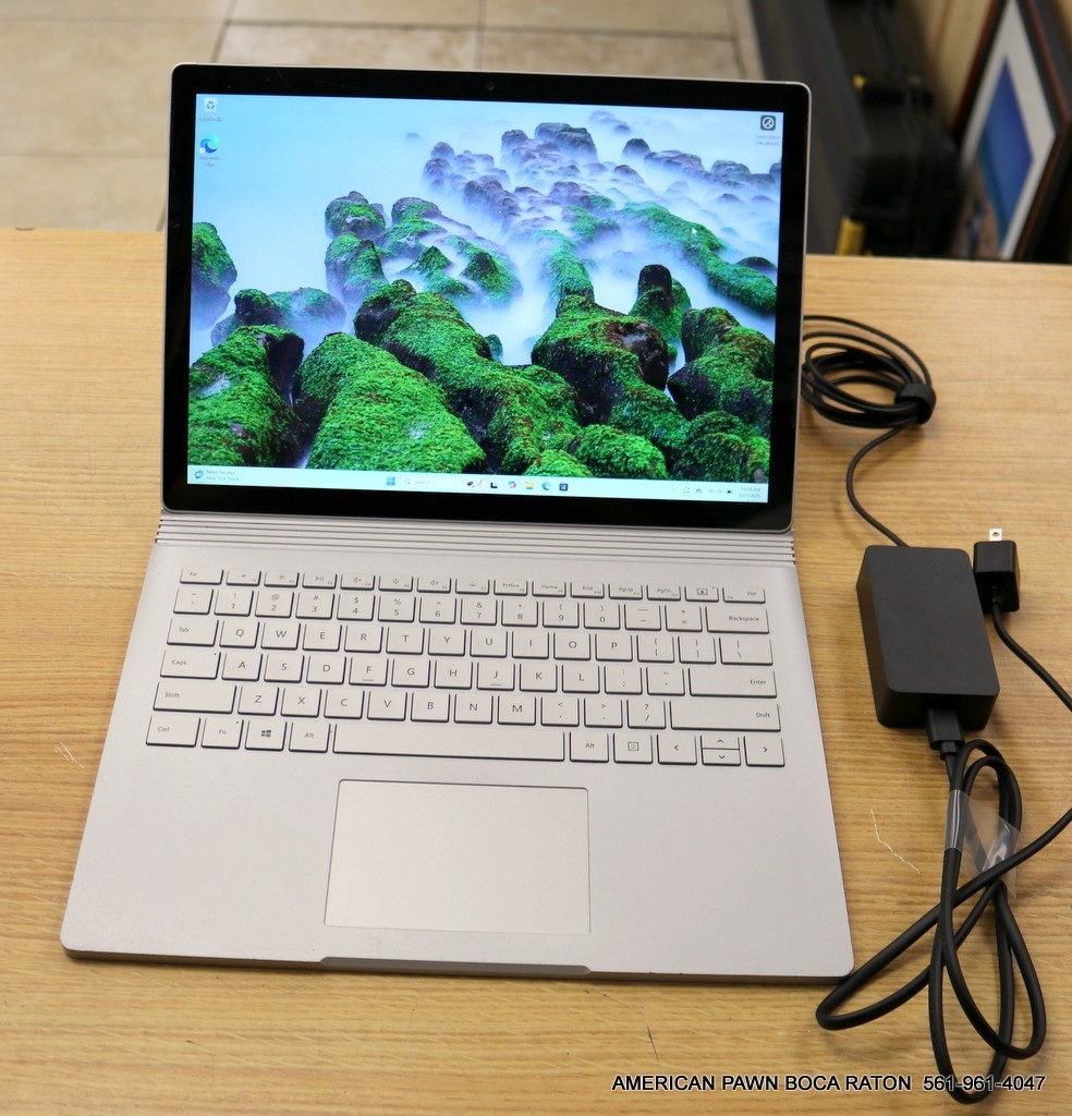 Microsoft Surface Book 1832 1TB SSD Intel Core i7 8th Gen. 1.9GHz