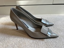 Sergio Rossi SR1 Gray Patent Leather Pumps Size 39 Pointy Business Chic Designer