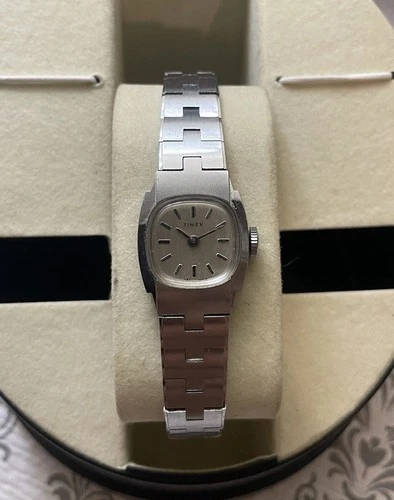 Vintage Silver Mechanical Wind Up Timex Women’s