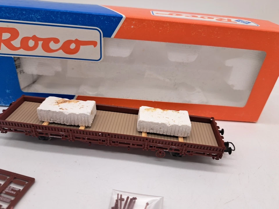 Roco 47626 Tow Truck Flatbed FS Ks With Load Of Two Blocks of Marble - Image 4 of 4