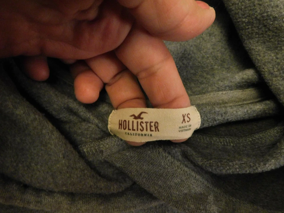 HOLLISTER Gris Bordado Flores Rosa Azul Usado en Excelente Condición Vestido Sudadera con Capucha Talla XS Foto 3 de 4