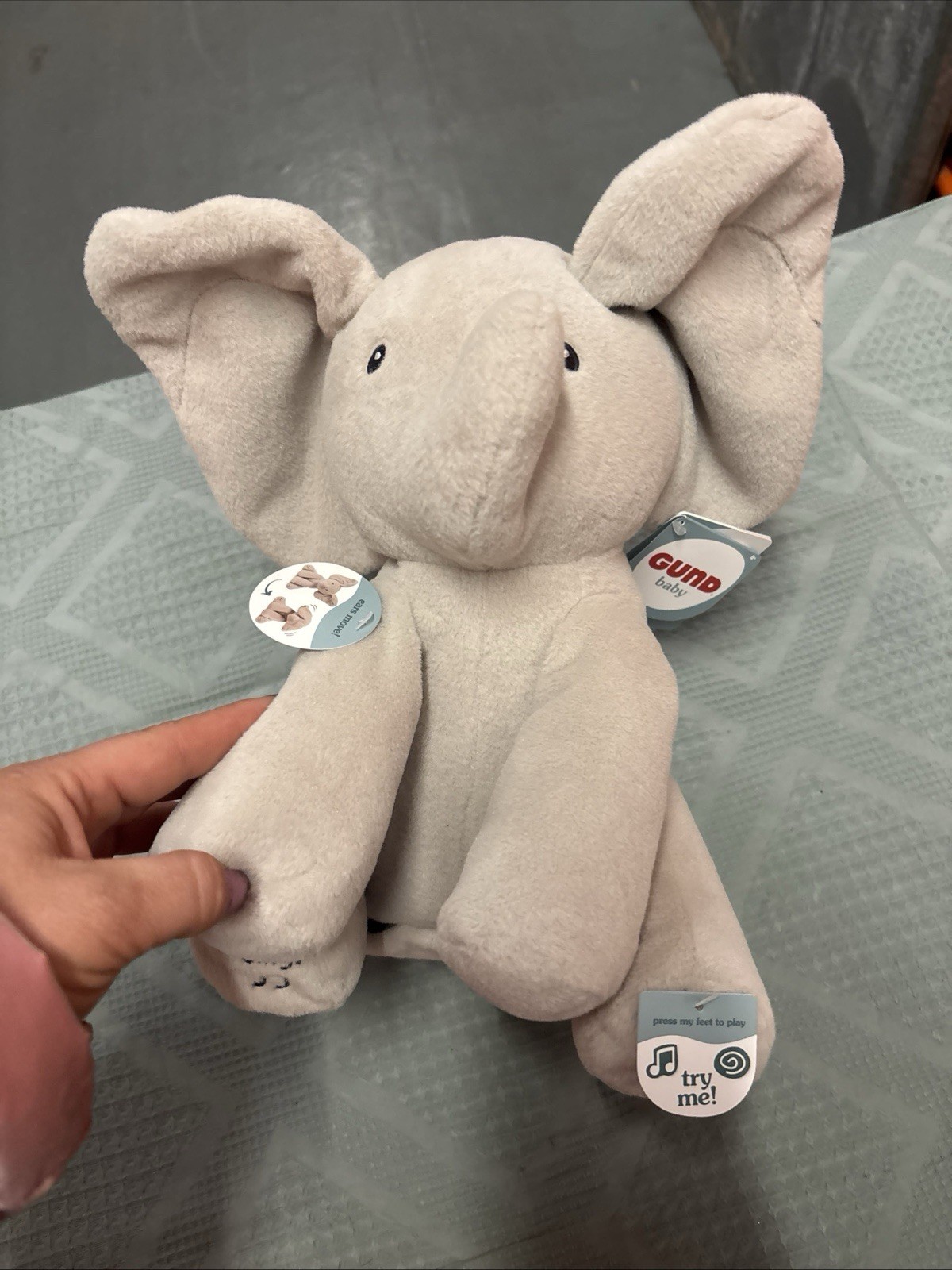 GUND Flappy The Elephant Animated 11" Let's Play Peek-a-Boo 