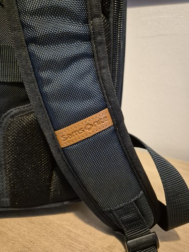 Unused Samsonite Backpack with Laptop Bag in Perfect Condition Approx 19x15x3" - Picture 8 of 14