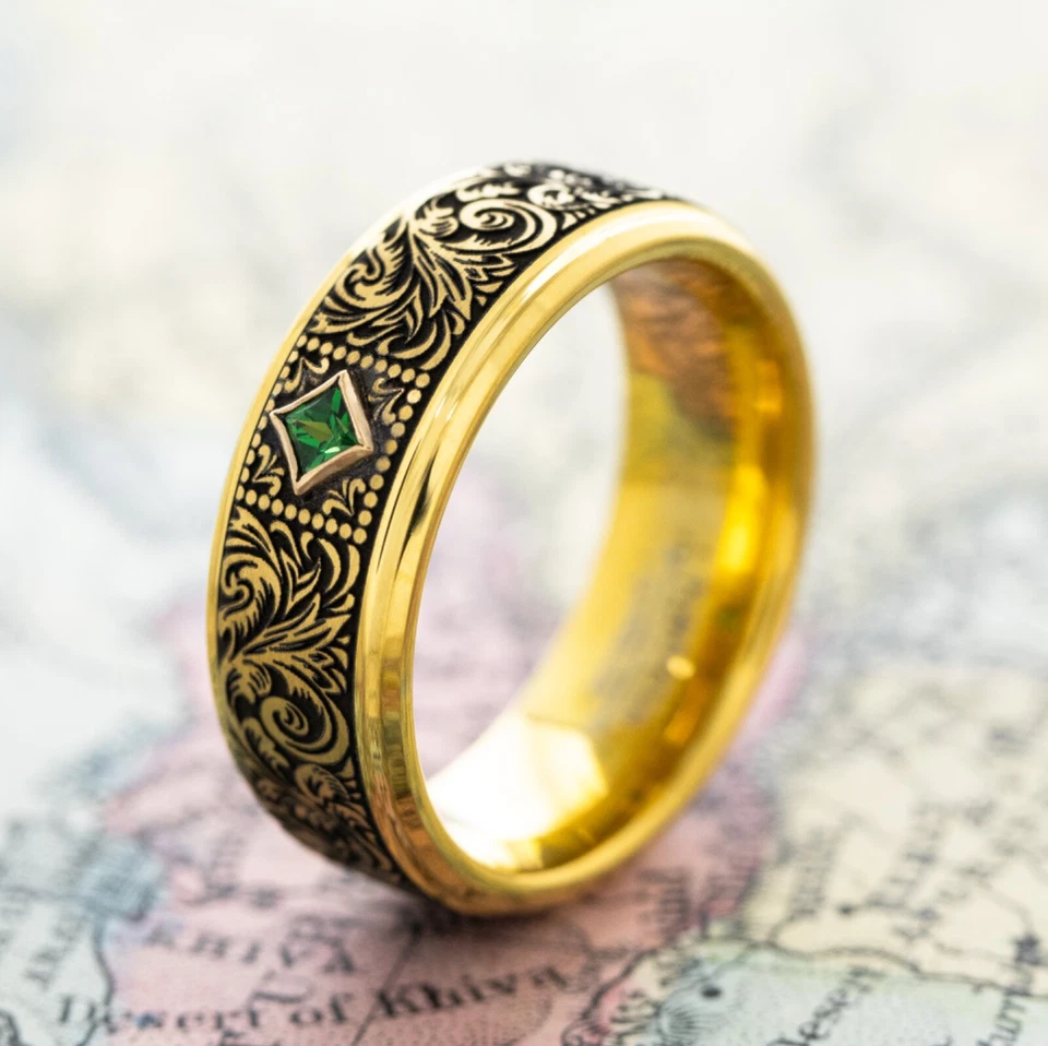 8mm Yellow Gold Plated Tungsten Ring with Green Emerald and Victorian Engravings - Image 4 of 4