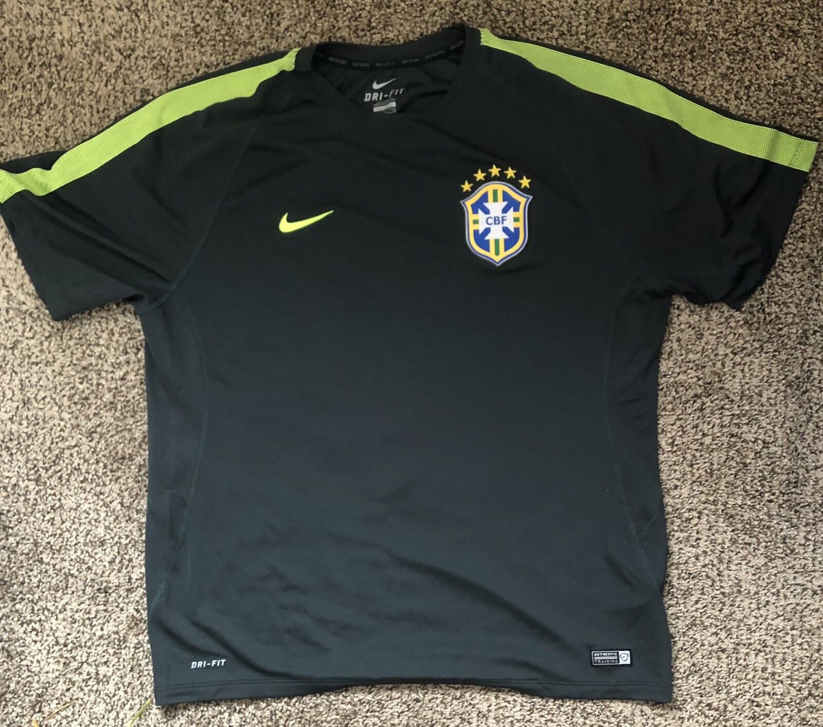 Nike Men’s EXTRA LARGE Brasil Training Top Jersey