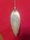 TOWLE Sterling #128 Twist Gold Wash Bright Cut Jelly Cake Server  8 3/8" L