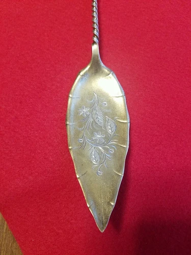 TOWLE Sterling #128 Twist Gold Wash Bright Cut Jelly Cake Server  8 3/8" L