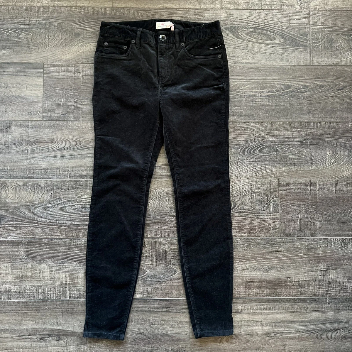 Vineyard vines top corduroy pants