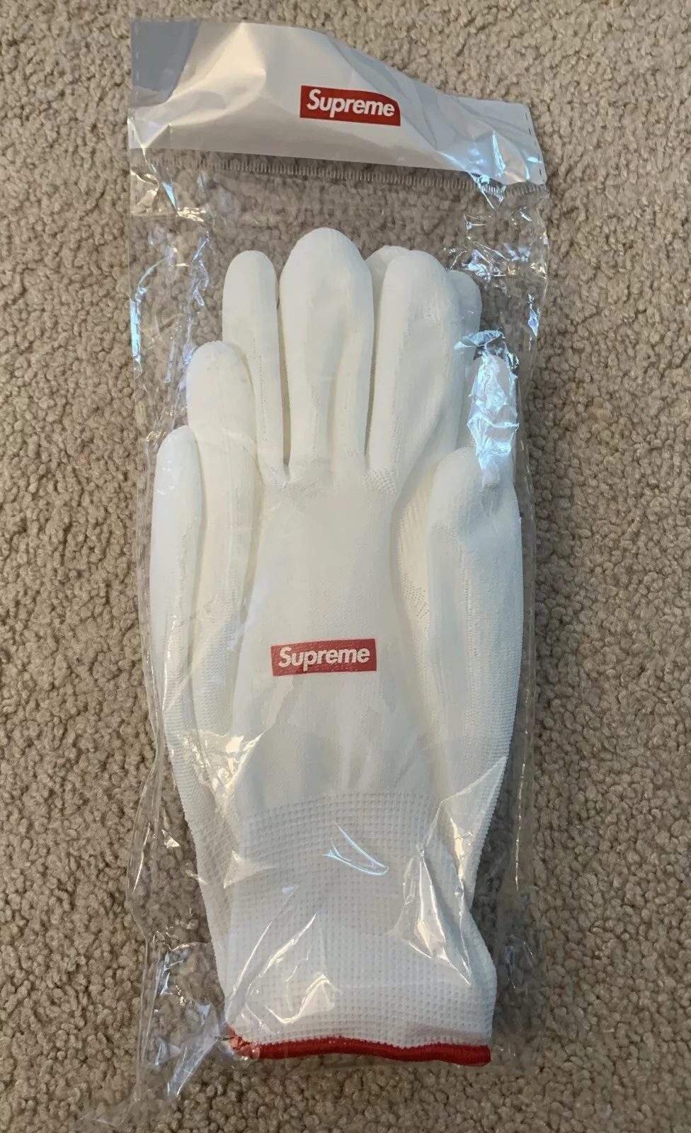 Gants caoutchoutés Supreme FW20 neufs