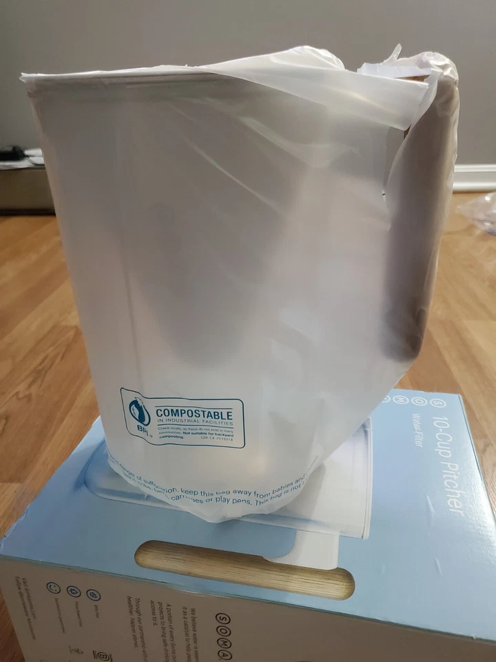 SOMA 10 Cup Water Filter Pitcher White Clear Wood Handle One Filter - Image 3 of 4