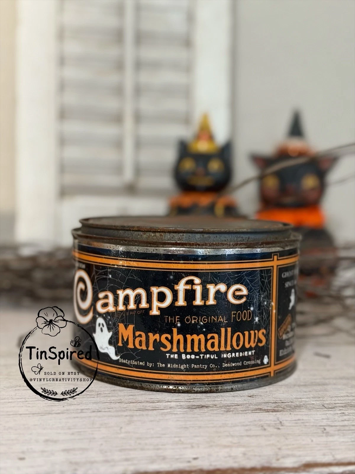 Vintage-Inspired Halloween Campfire Mashmallow Retro Decor