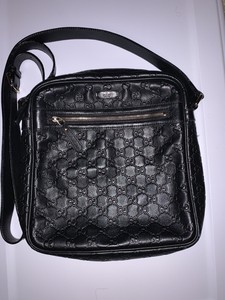 gucci signature bag black