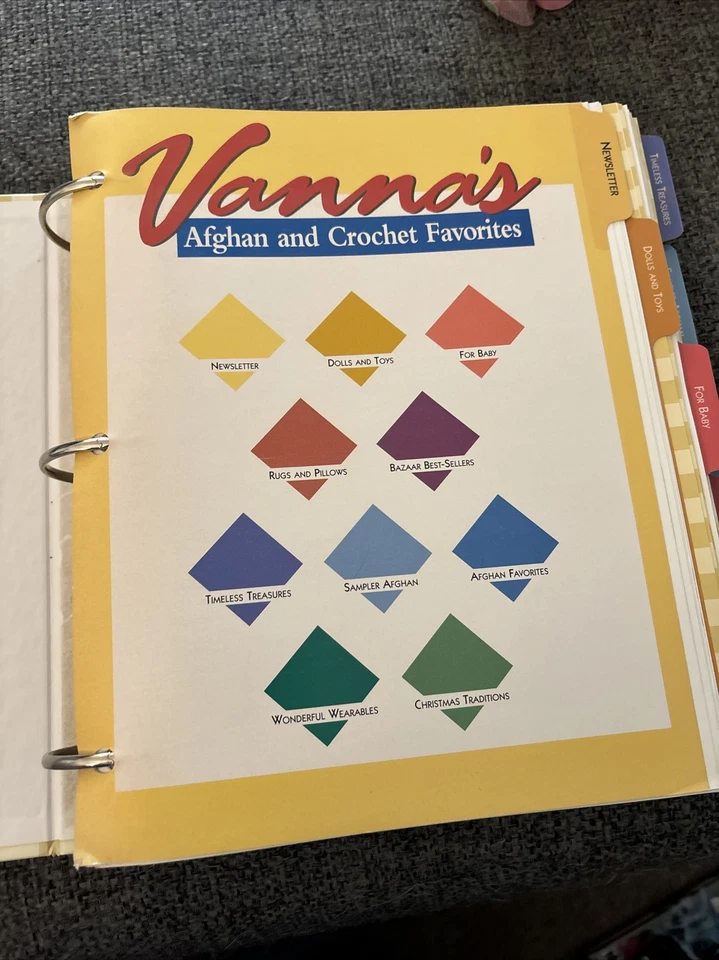 Carpeta de 3 anillas Vanna's Afghan And Crochet Favorites Foto 3 de 4