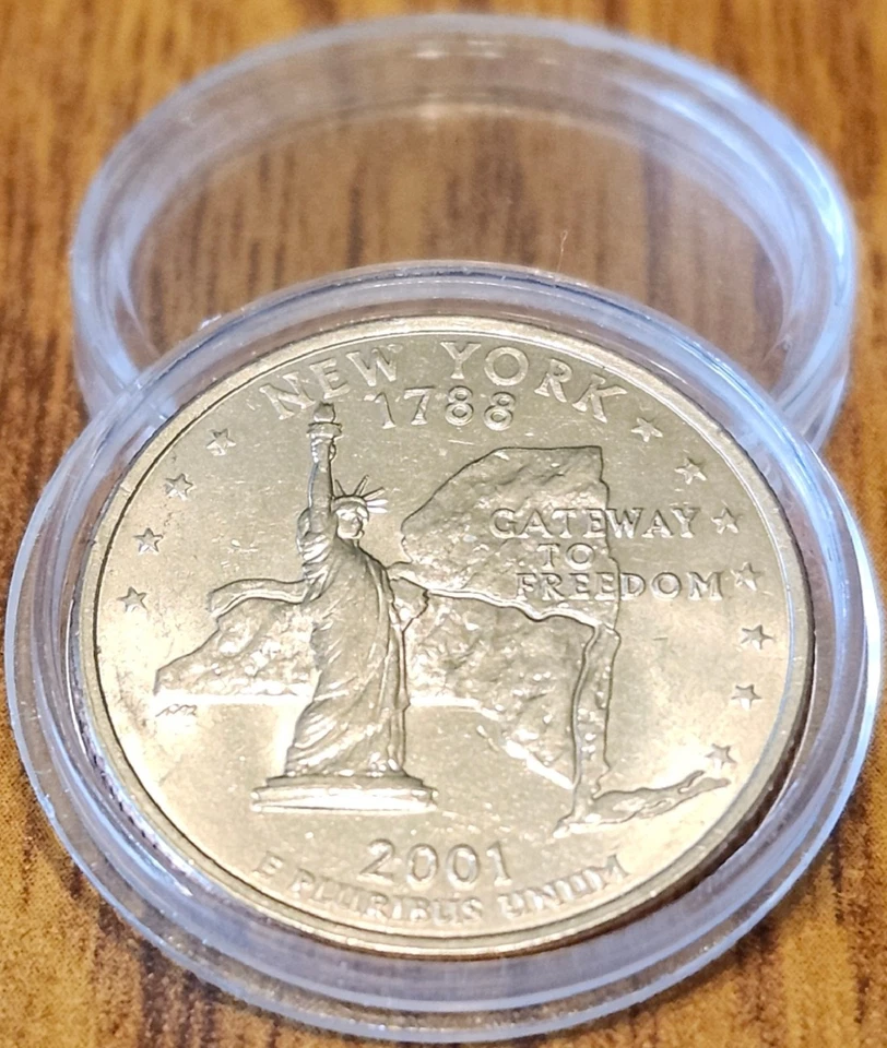 50% Off Sale - 2001D New York State Collectible Quarter from Bank Rolls - Image 2 of 4