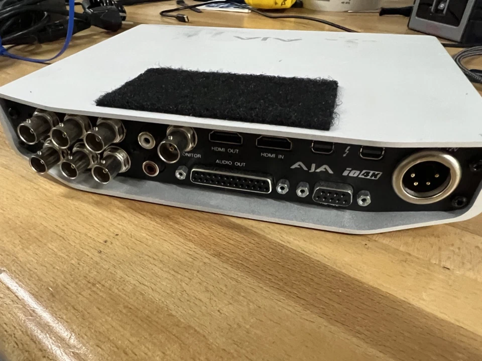 Dispositivo de captura AJA IO-4K HDMI y E/S SDI Foto 3 de 4