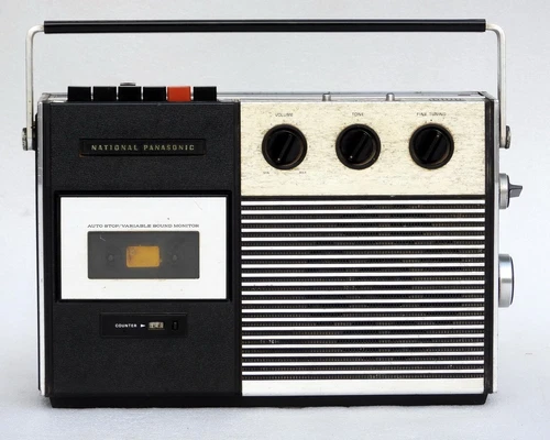 RARE VINTAGE NATIONAL PANASONIC JAPAN TAPE CASSETTE RADIO BOOMBOX MODEL R-535B