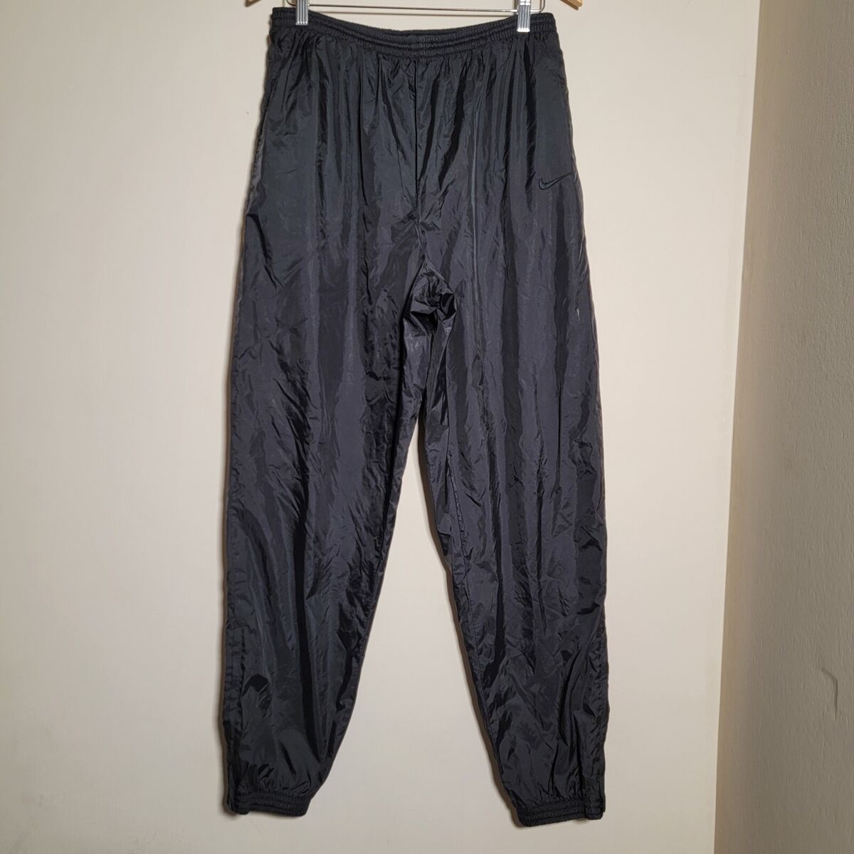 VINTAGE 90s Nike White Tag Nylon Joggers Size Large Lined VINTAGE 90s Nike White Tag Nylon Joggers Size Large Lined