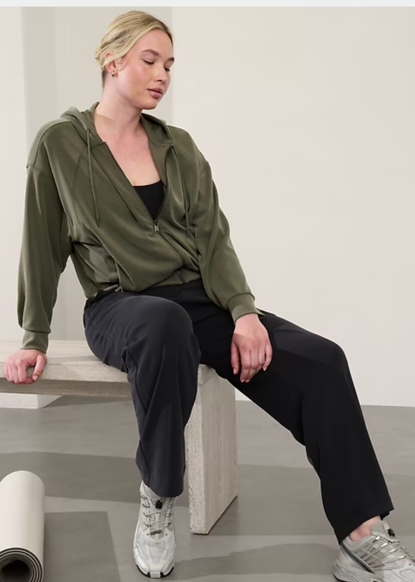 ATHLETA ウォームアップウェア 上L 下Mサイズ グリーン ATHLETA ウォームアップウェア 上L 下Mサイズ グリーン ATHLETA