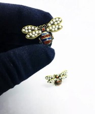GUCCI BEE RUNWAY EARRINGS WITH CRYSTALS AND FAUX PEARLS