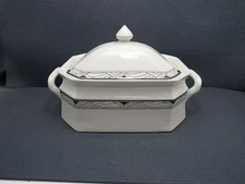Studio Nova Dinnerware Synthesis Pattern 2 Qt Oval Casserole 8 3/4"L