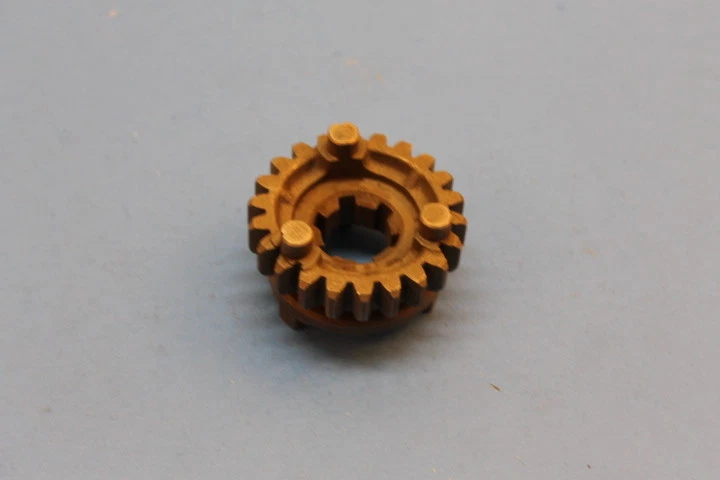 NOS YAMAHA AT1 CT1 HT1 QUINTA RUEDA ENGRANAJE 22 DIENTES PIEZA # 265-17251-00-00 Foto 4 de 4