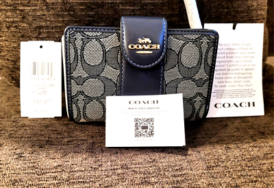 ❤️Coach CU987 Medium Corner Zip Wallet Signature Jacquard Navy