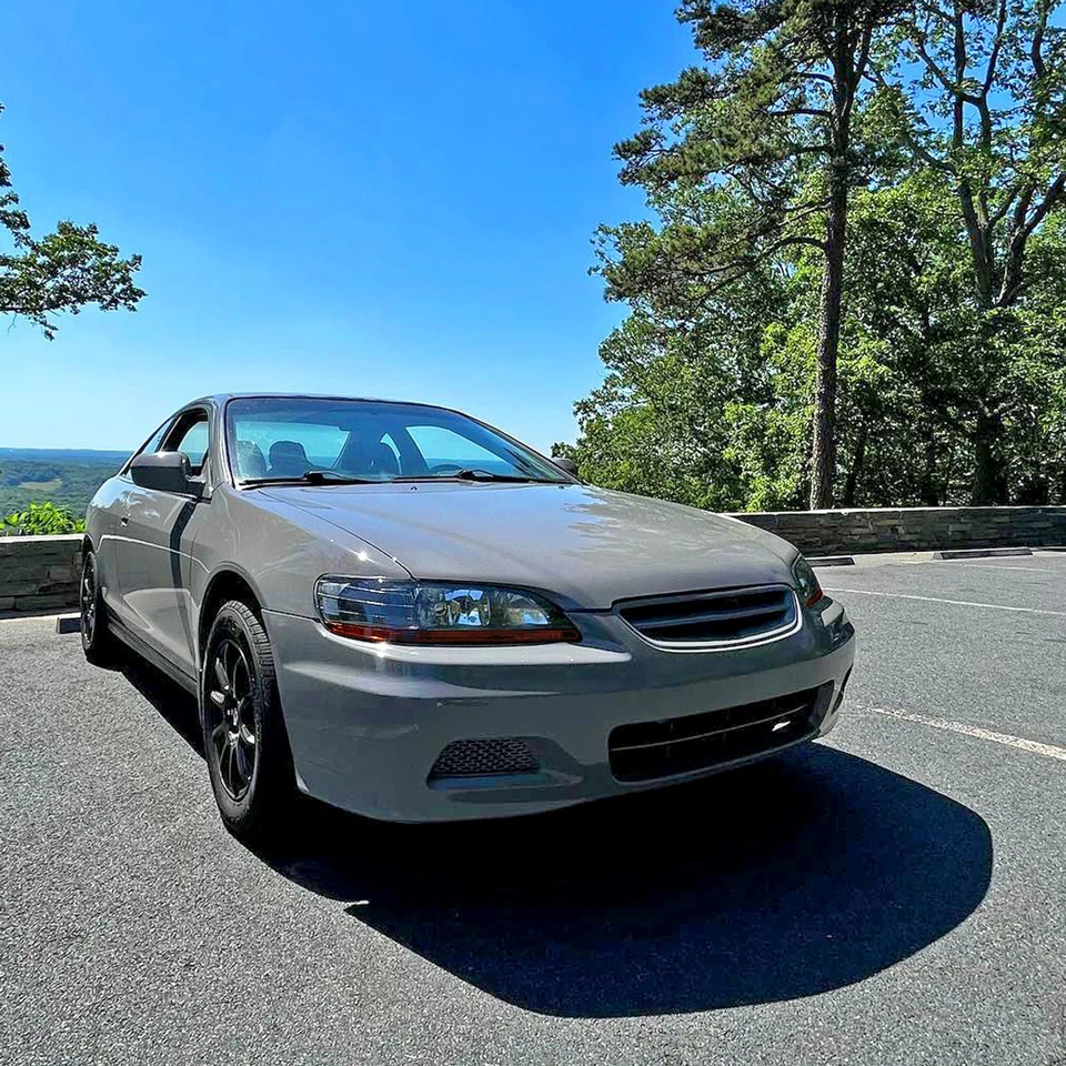 For 98-02 Honda Accord CG 2/4 Door Black Housing Headlights w/ Amber Reflector - Image 3 of 4