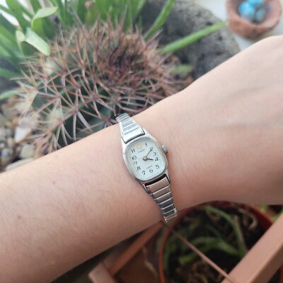 Vintage Timex Dainty Silver Stretch Watch Vintage Timex Silver Numerals Dainty Classic Stretch Watch  main image 3