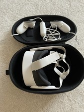 Meta Quest 3S 128GB White + Case VR Headset + Battery Pack - superb condition 