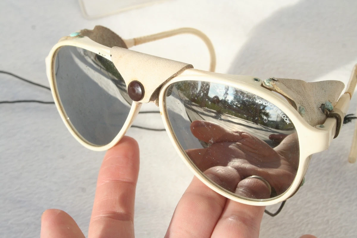 White Original Vintage Sunglasses for sale | eBay display picture 1
