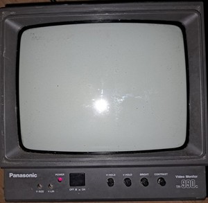 1999 Panasonic TR-990C 9" BNC MONO-CHROME CCTV MONITOR TESTED ✅️