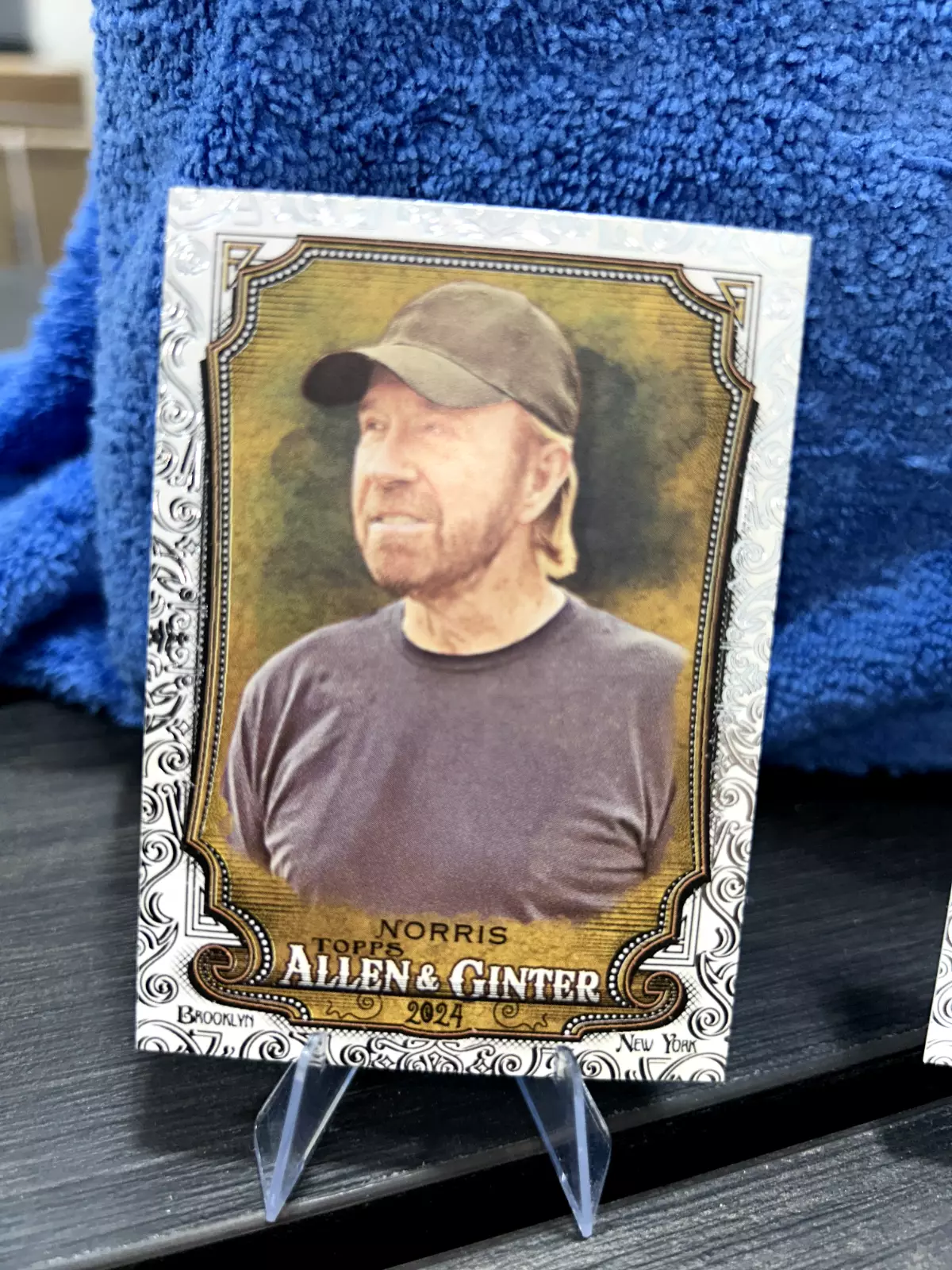 Chuck Norris trading card