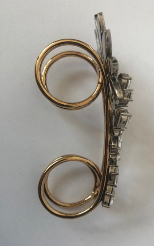 Burberry Half Daisy Three Finger Double Ring Crystal Gold L Italy NEW - Picture 6 of 11