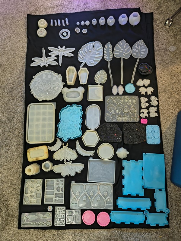 Large Lot Silicone Resin Molds  Coaster Jewelry More+ Plaster Craft Used 50+ Pcs