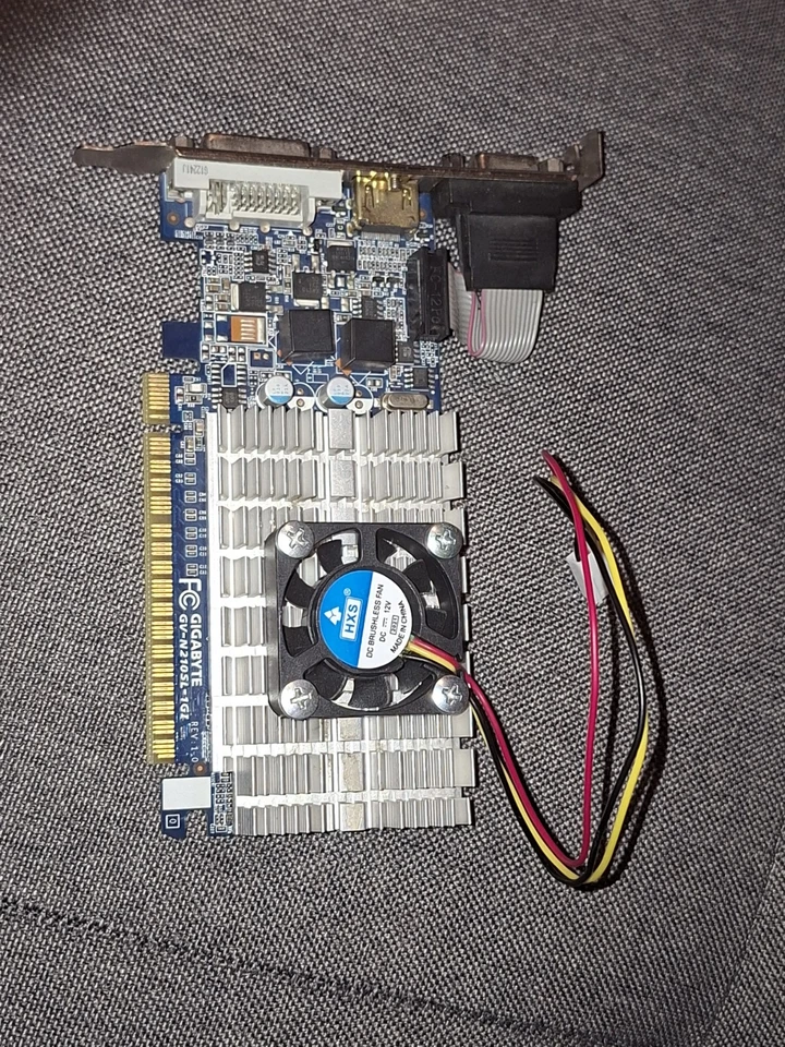 Grafikkarte GV-N210SL-1GI - Bild 1 von 1