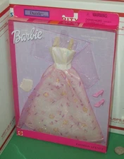 Barbie Fashion Avenue Dazzle Vintage Hollywood Gown Accessories 2001 Mattel