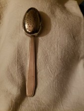 Vintage COLLECTIBLE SOUVENIR SPOONS TEA LEAF SPOON 6 IN SILVERWARE 