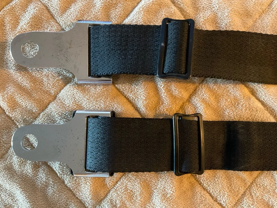 1970 Porsche REPA Lap Seat Belts Pair OEM Germany for 911 912 914 Vintage - Image 2 of 4