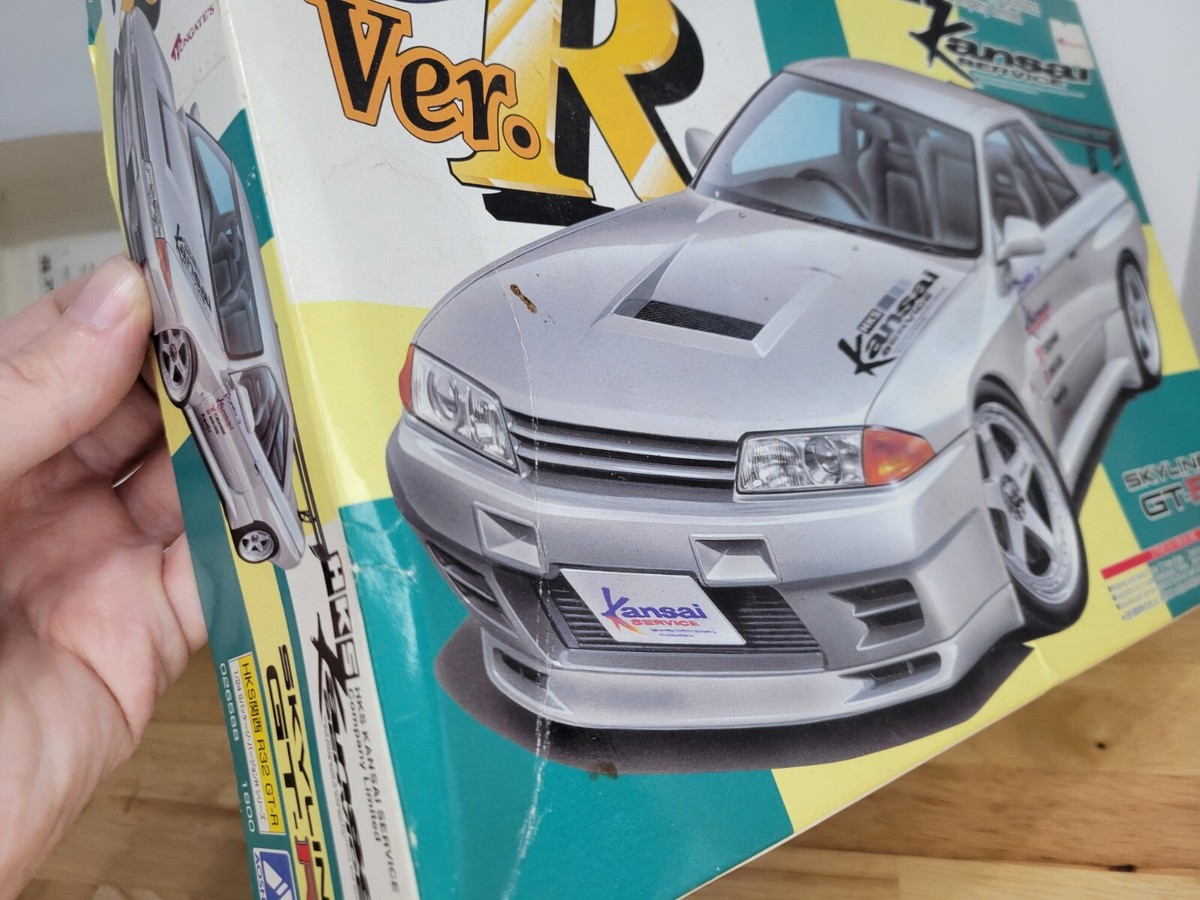 Nissan Skyline R32 GT-R HKS Kansai Service Aoshima Vintage Model Nissan Skyline R32 GT-R HKS Kansai Service Aoshima Vintage Model
