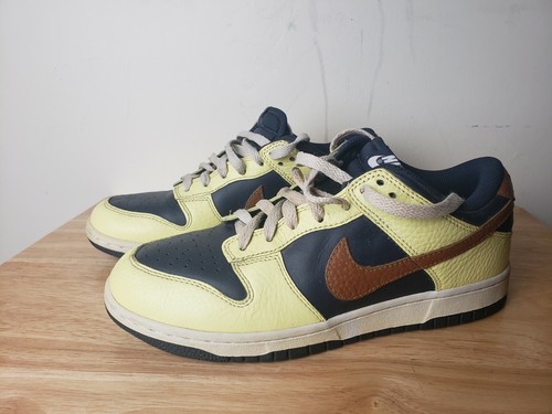 navy and yellow dunk low