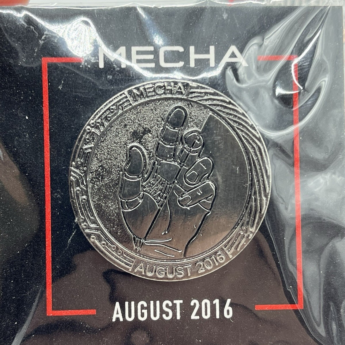 2 Loot Crate Gaming 2016 Pins. Battleground, September, Mecha