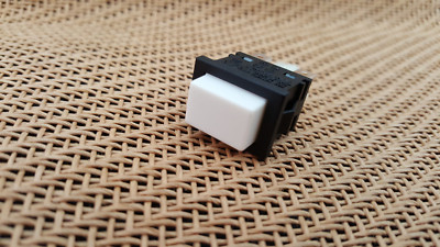CHILY 10A 125V / 250V AC Momentary Push to Make Off -(ON) Push Switch 19x13 8217